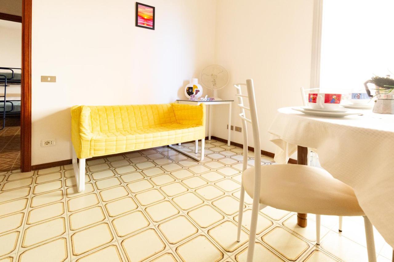 Residence Rainbow Белариа-Игеа Марина Екстериор снимка